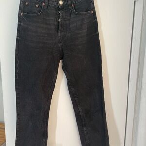 Women’s Black Cropped Denim Jeans